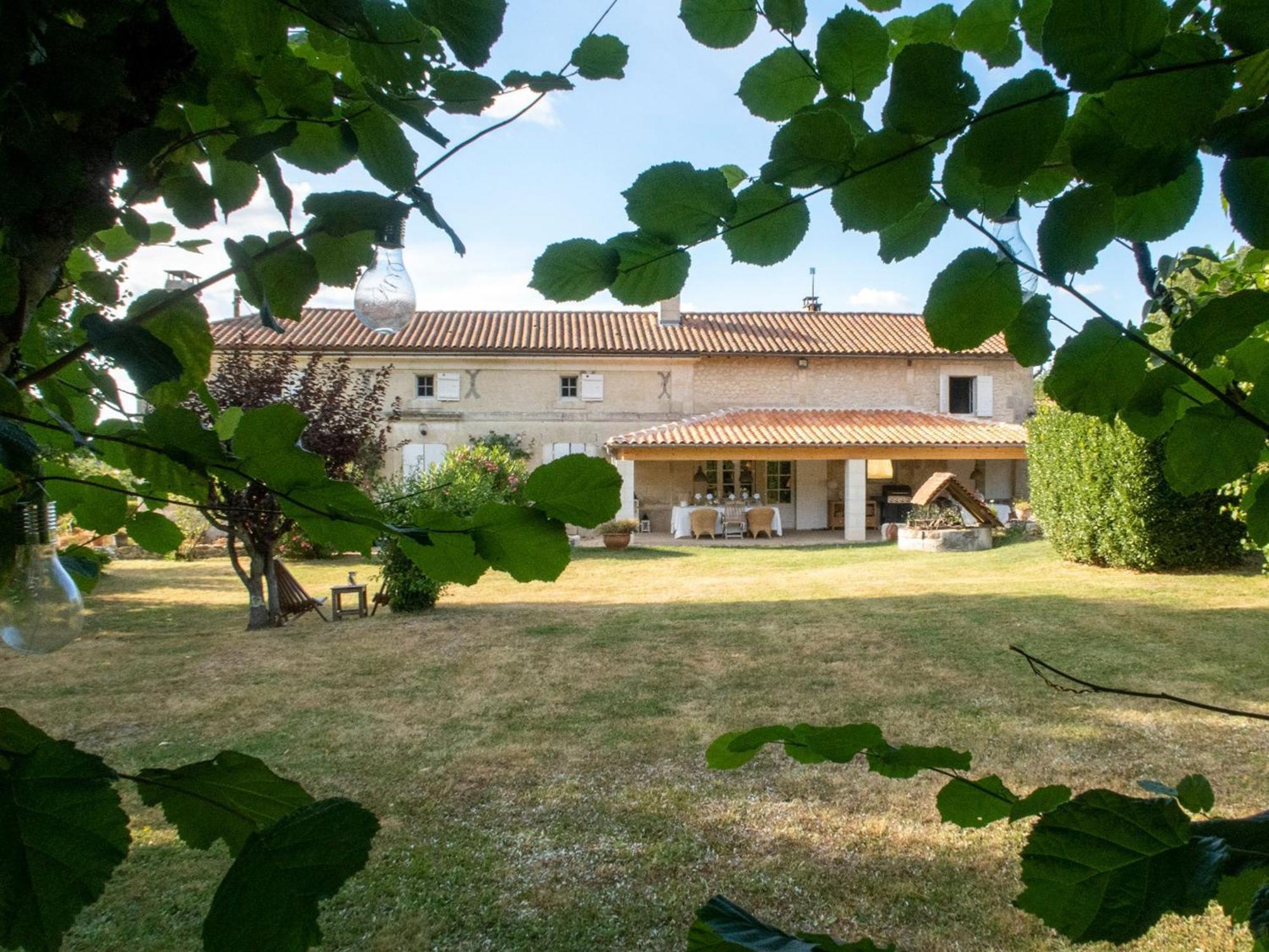 Bed and Breakfast Le Boisdalon Yviers Экстерьер фото