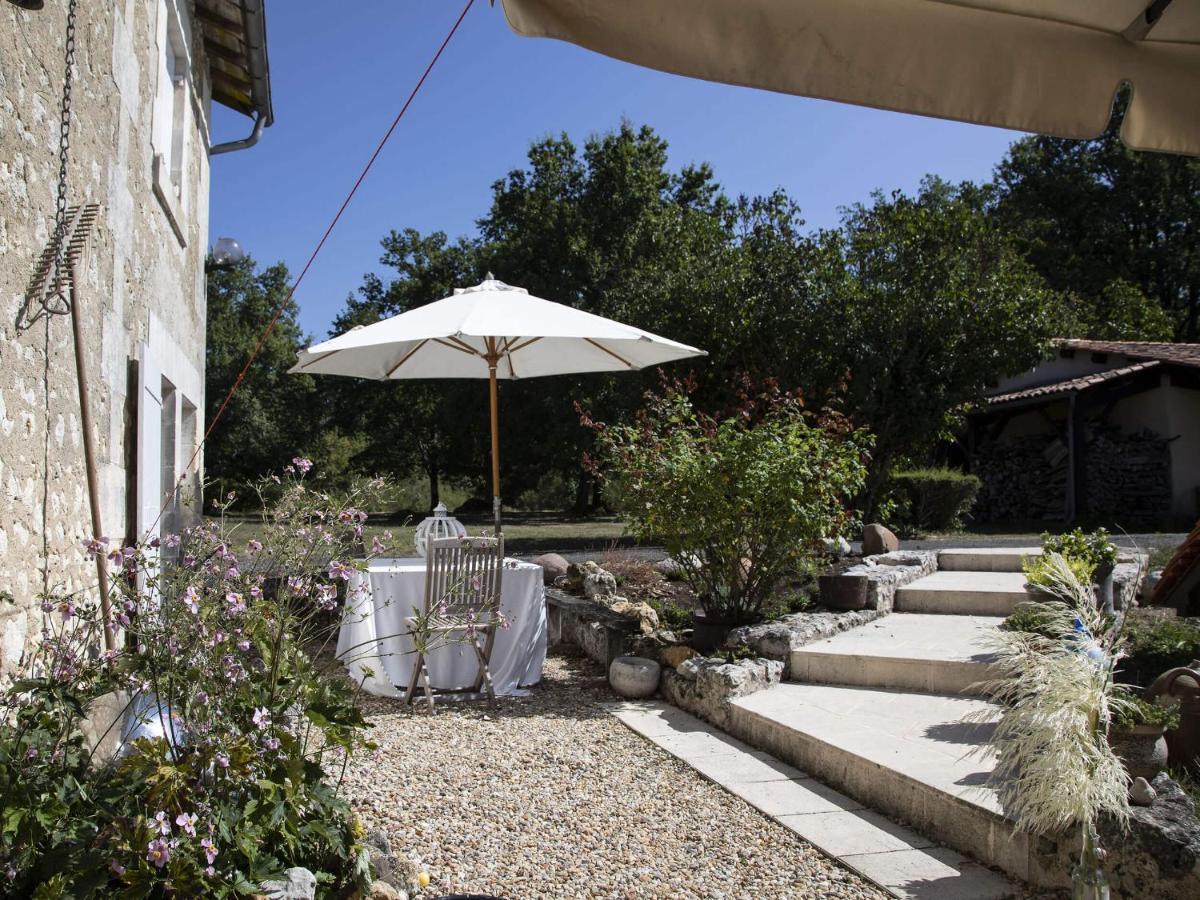 Bed and Breakfast Le Boisdalon Yviers Экстерьер фото